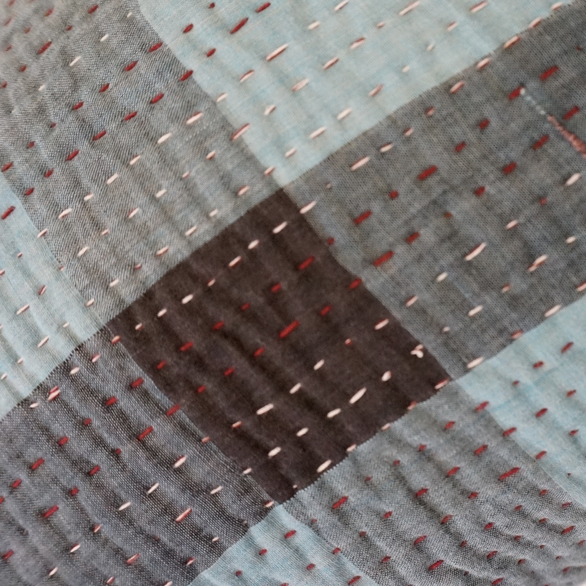 Coussin en kantha N°64* Claire Beaugrand