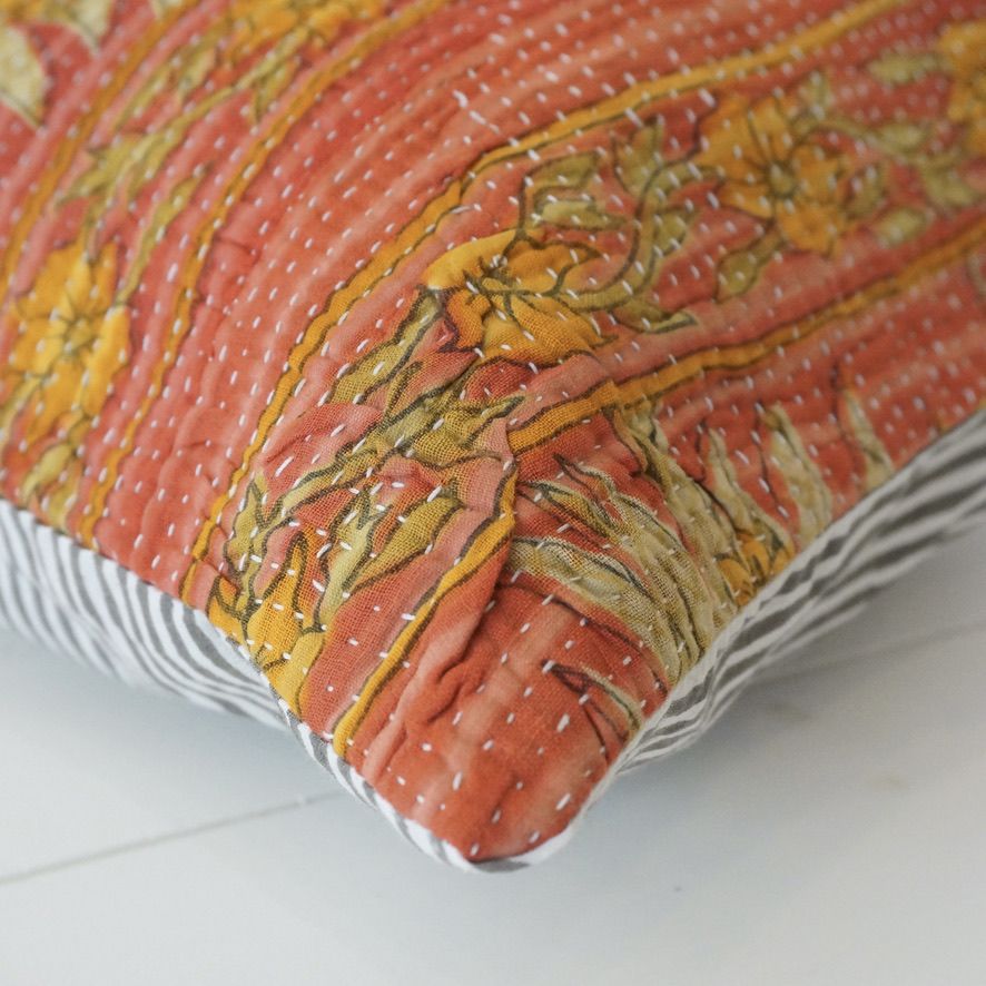 Coussin en kantha N°39** Claire Beaugrand