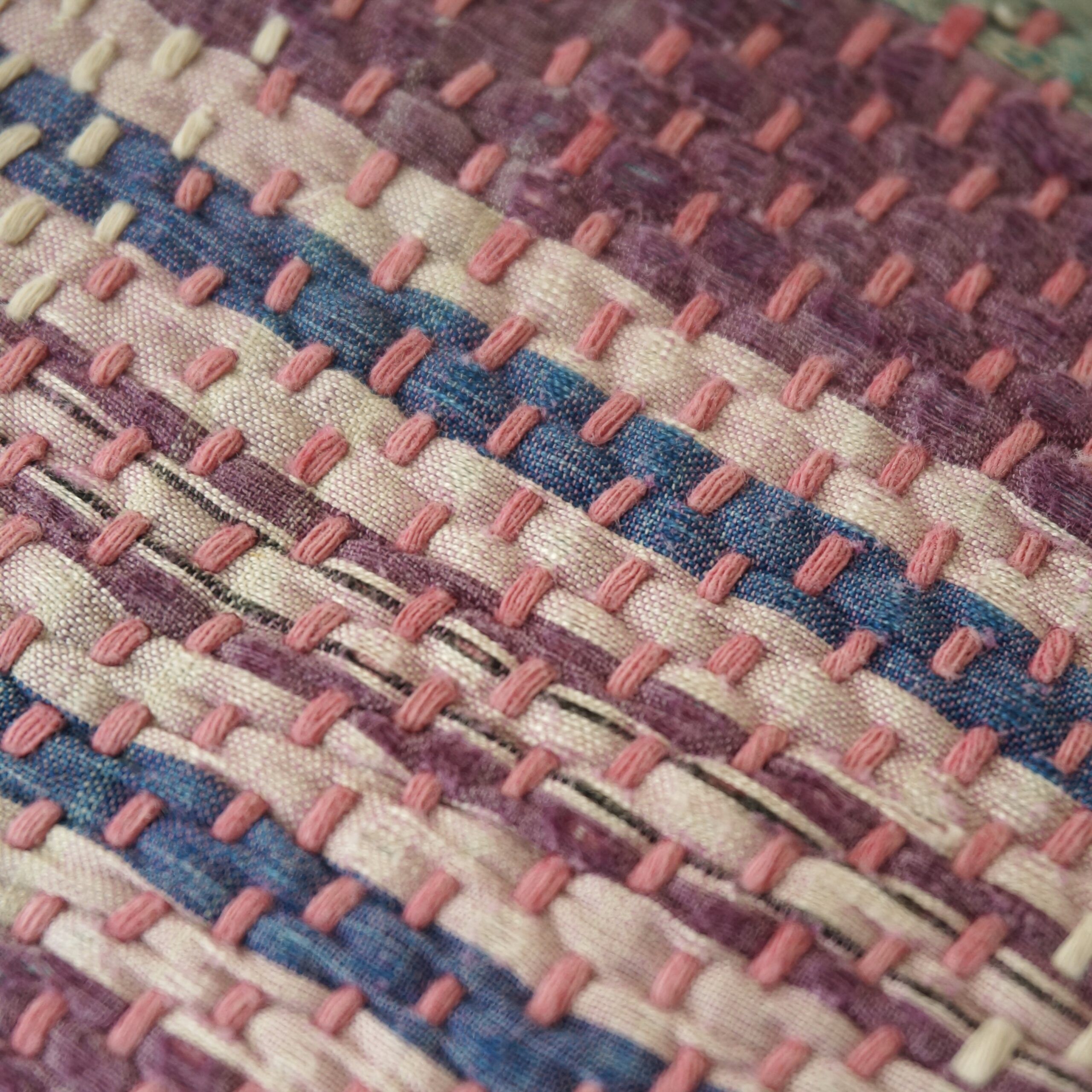 Coussin en kantha N°122c Claire Beaugrand
