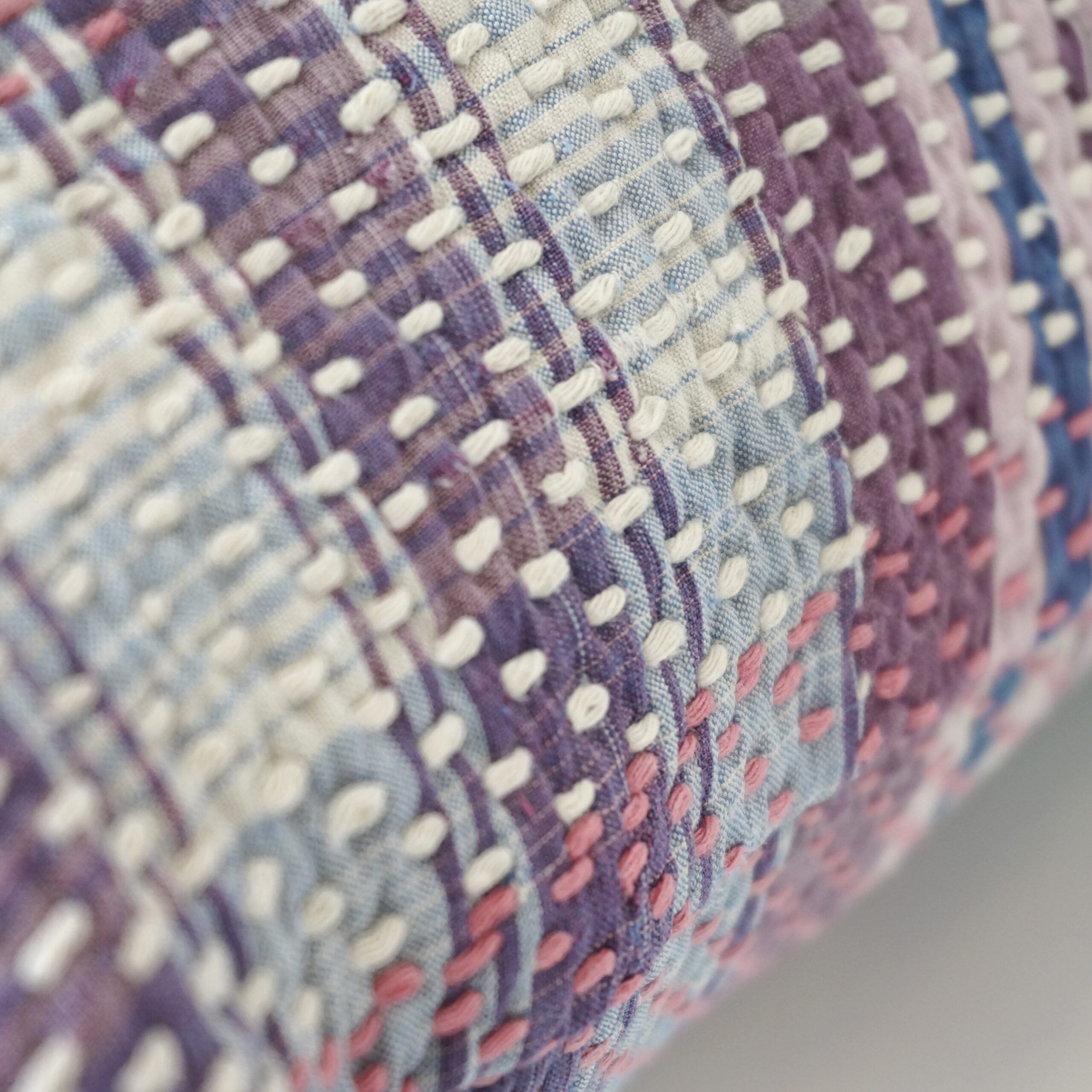 Coussin en kantha N°124** Claire Beaugrand