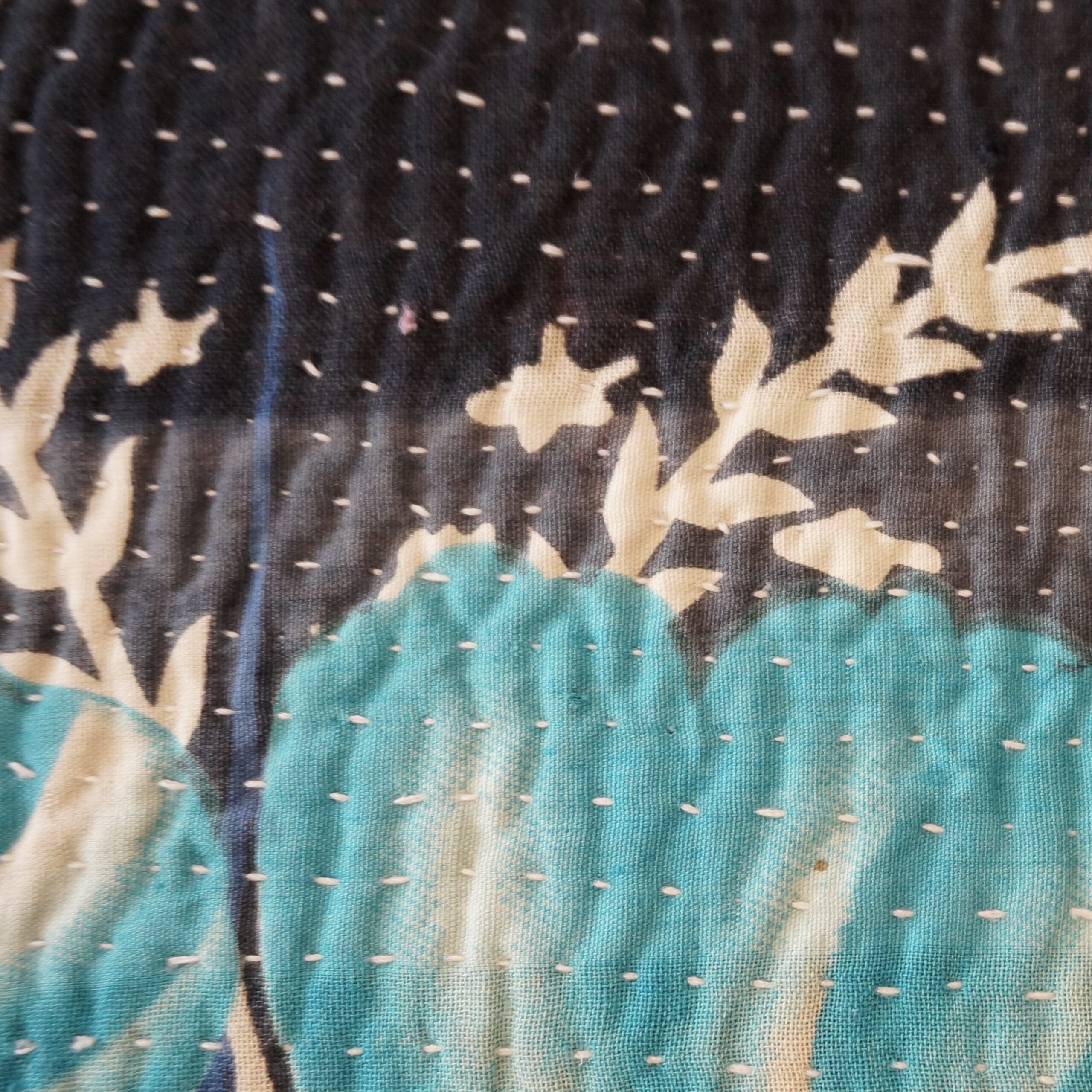 Coussin en kantha N°136* Claire Beaugrand