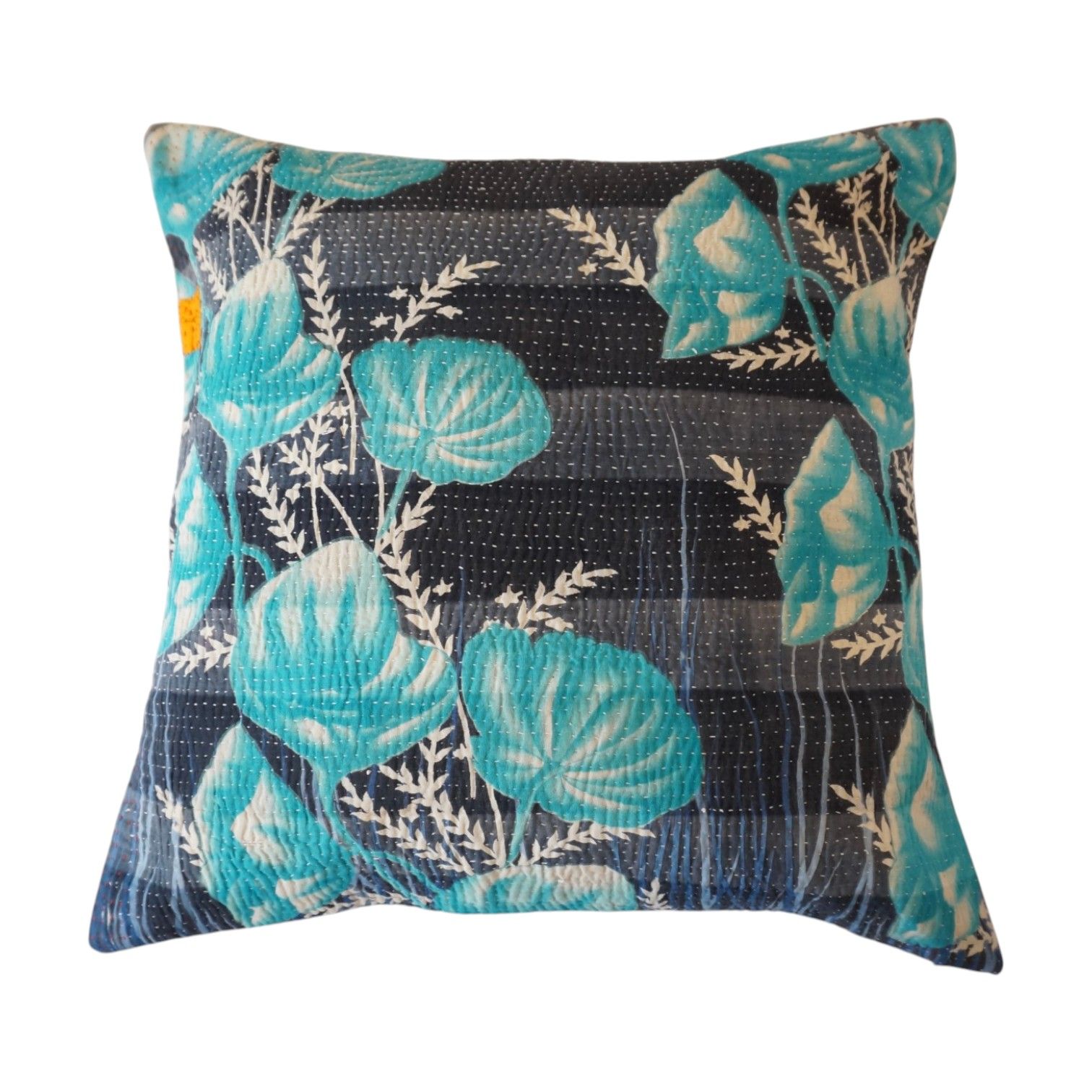 Coussin en kantha N°136 Claire Beaugrand